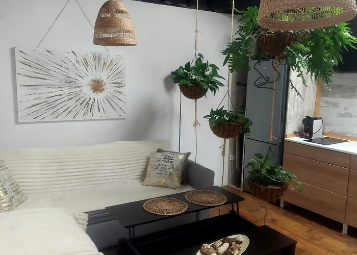 Charming Colonial House 라 라구나