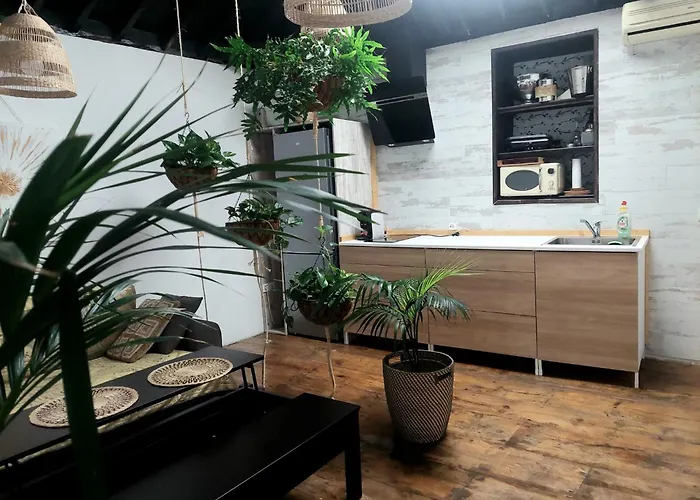 Charming Colonial House 아파트